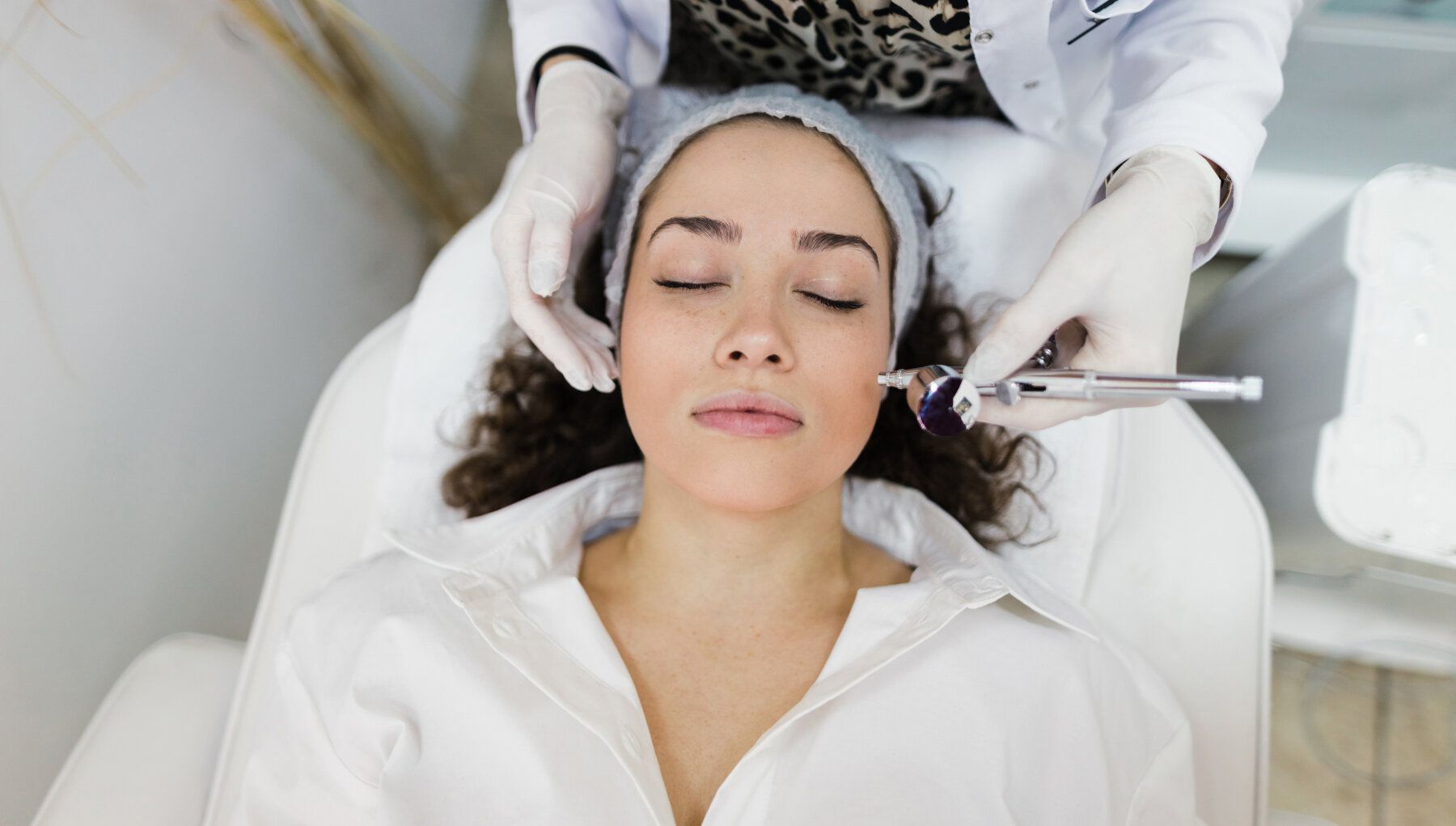 Collagen PIN Microneedling