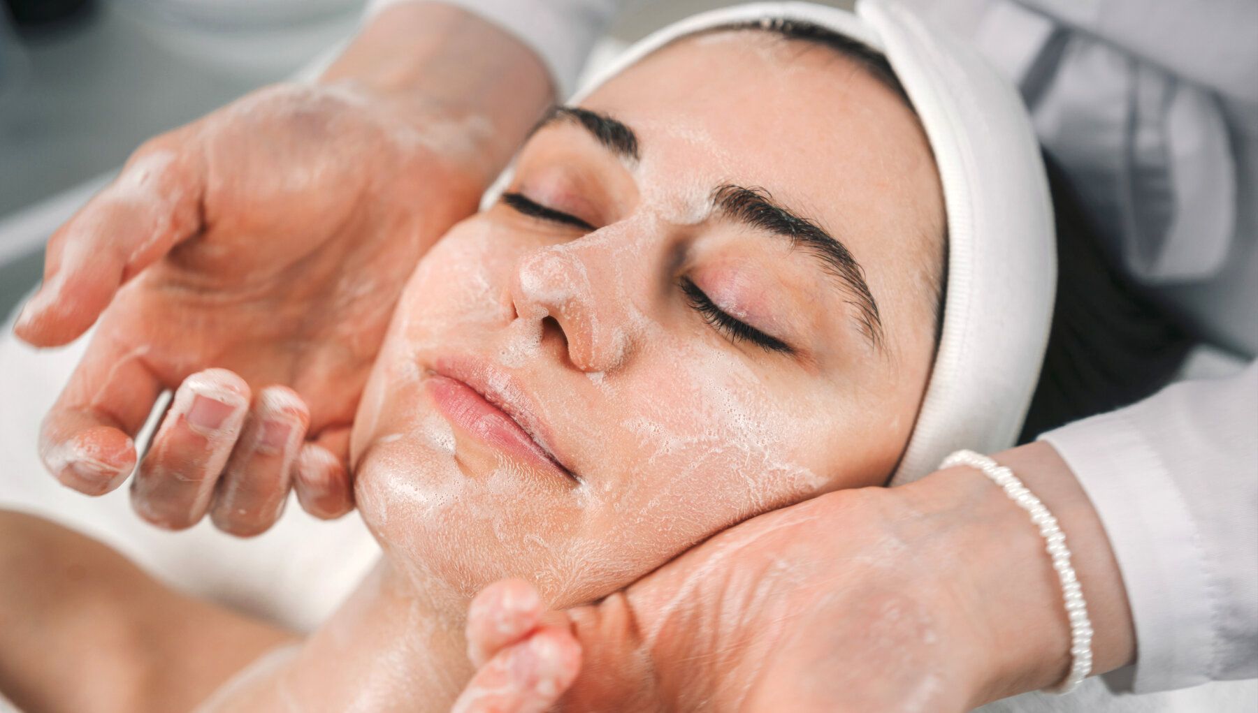 Deep Cleansing Facial