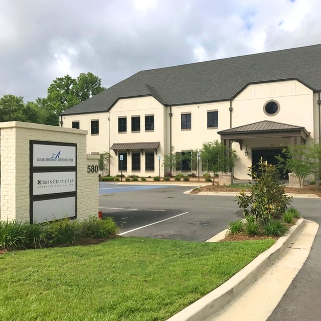 Advanced Dermatology & Skin Care Centre clinic exterior in Mobile, AL