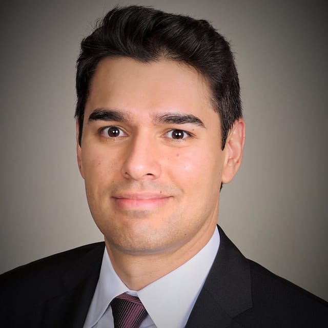 Headshot of Willmar Patino, MD, board-certified dermatopathologist at Forefront Dermatology