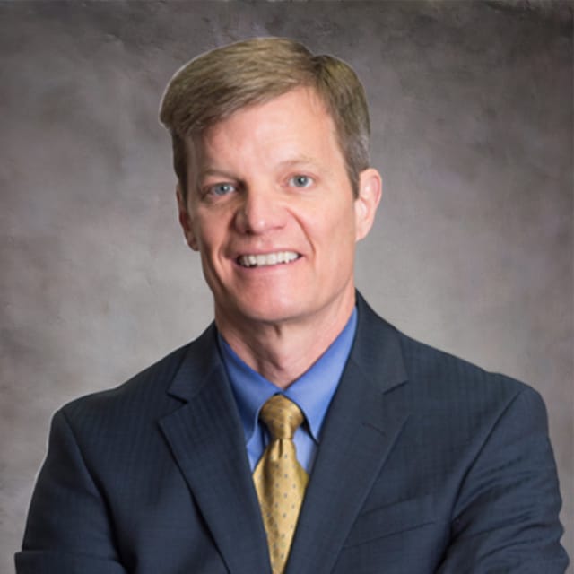 Headshot of William Sabbagh, MD, board-certified plastic surgeon at Straith Clinic