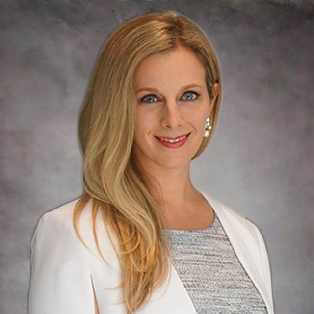 Headshot of Marissa Baca, MD, board-certified plastic surgeon at Straith Clinic