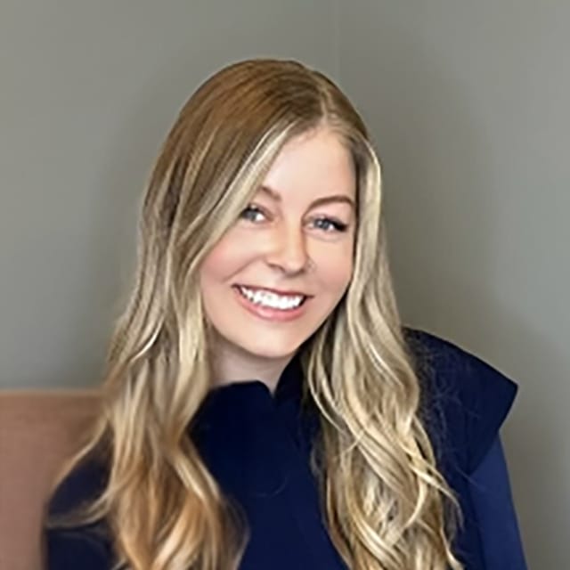 Headshot of Sydnie Johanna Rampulla, APNP, certified nurse practitioner at Forefront Dermatology