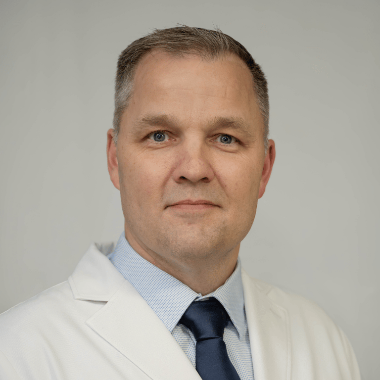 Headshot of Gary Lee Aldrich, PA-C, board-certified physician assistant at Forefront Dermatology