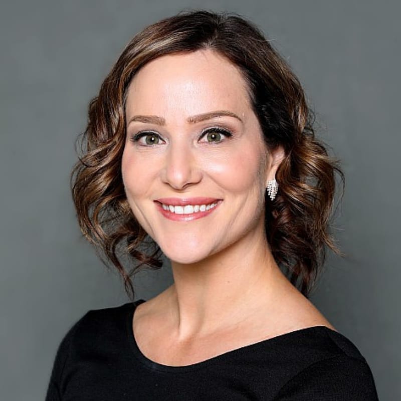 Headshot of Nicolle Fischer, PA-C, certified physician assistant at Forefront Dermatology