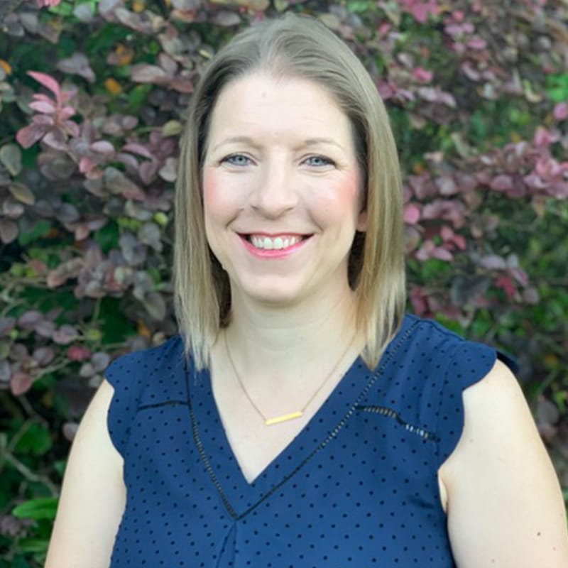 Headshot of Elizabeth Simpson, PA-C, certified physician assistant at Advanced Dermatology & Skin Care Centre