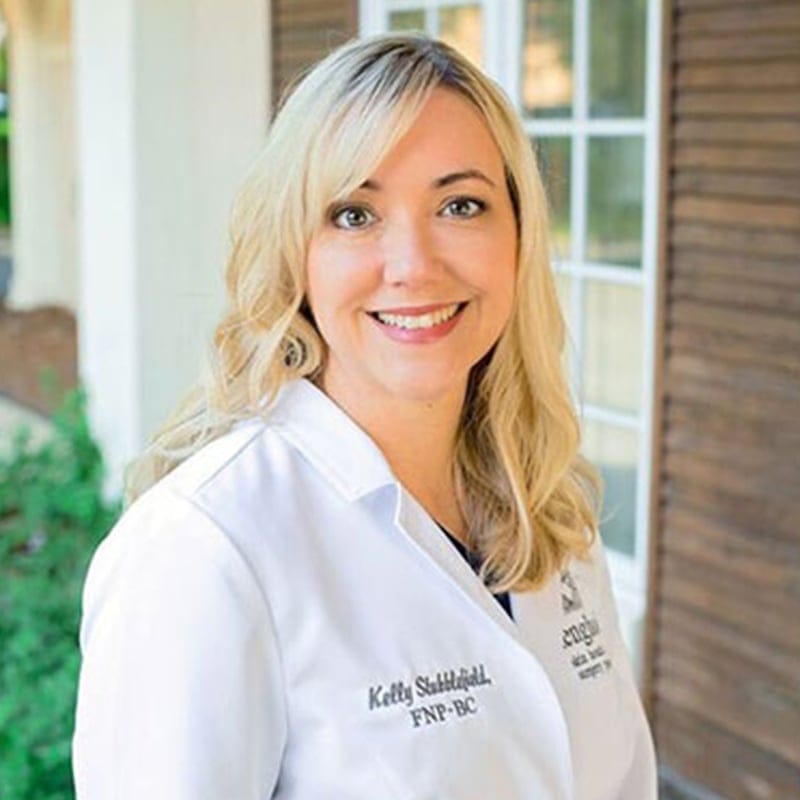 Headshot of Kelly Stubblefield, FNP-C, certified nurse practitioner at Henghold Dermatology