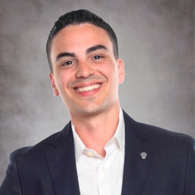 Headshot of Diego Ruiz Dasilva, MD, board-certified dermatologist at Forefront Dermatology