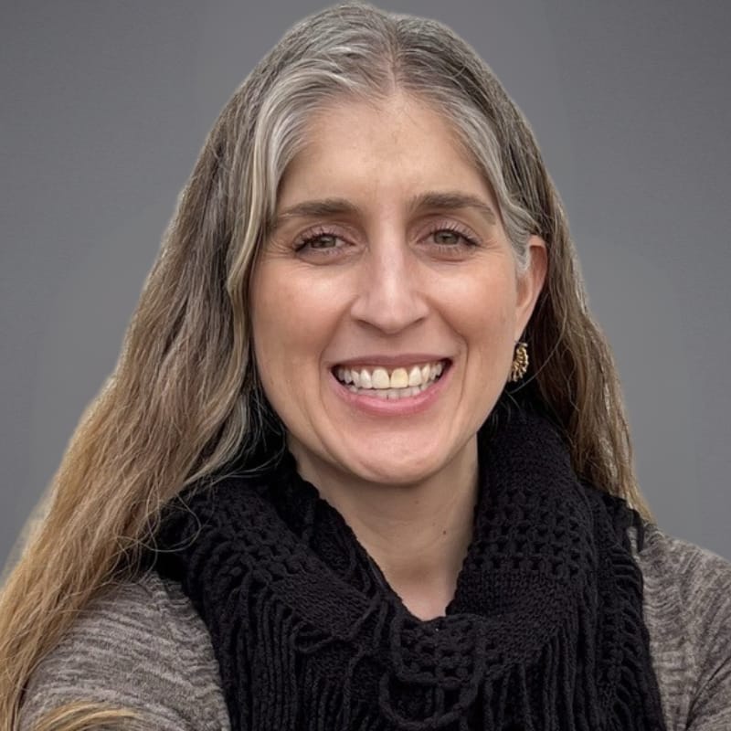 Headshot of Kelley Edwards, FNP-C, certified nurse practitioner at Cummins LiveWell Center