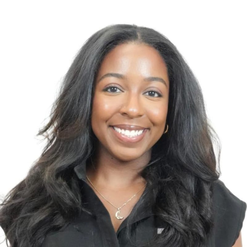 Headshot of Jazzmin Briana Lee, FNP-BC, cosmetic nurse at Cosmetic Surgery Associates